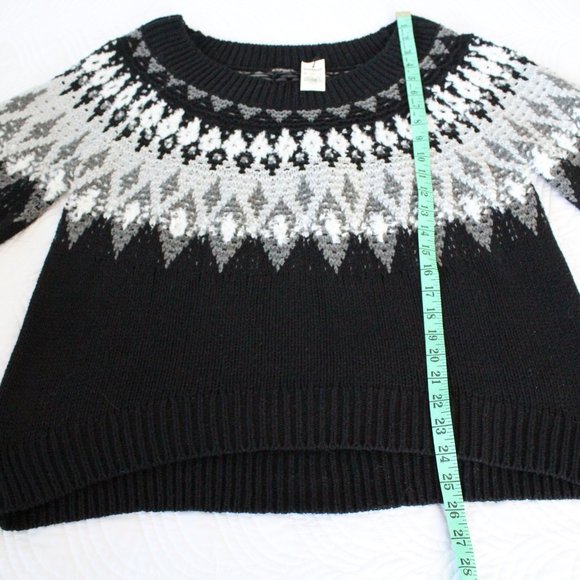 Express Off-Shoulder Sweater Size Large - Picture 8 of 8